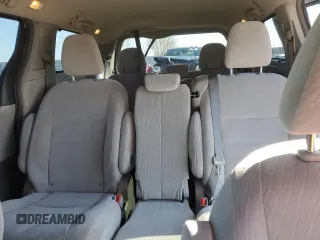 2015 Toyota Sienna LE AAS with VIN 5TDKK3DC6FS638638, listed as a Copart auction lot 51309815 with 167,944 mi miles and Clean Title. Bid and sale history available at DreamBid. Image 10.