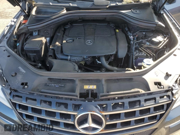 2015 Mercedes-Benz M ML 350 with VIN 4JGDA5HB5FA564498, listed as a Copart auction lot 46475015 with 98,031 mi miles and Salvage Title. Bid and sale history available at carsss.com. Image 12.