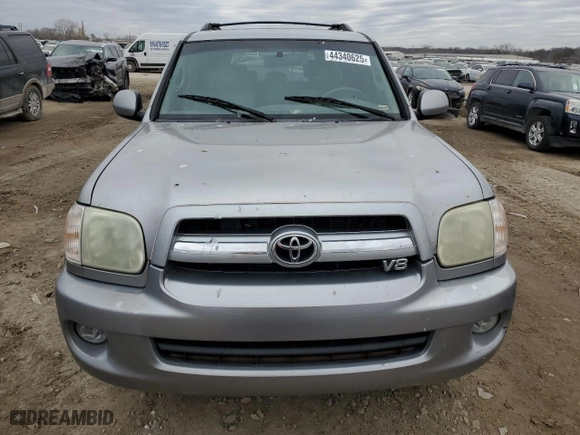 2006 Toyota Sequoia SR5 with VIN 5TDBT44A66S262007, listed as a Copart auction lot 44340625 with 241,173 mi miles and Salvage Title. Bid and sale history available at carsss.com. Image 5.