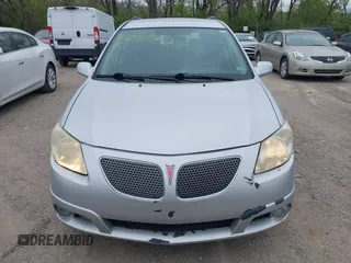 2005 Pontiac Vibe with VIN 5Y2SL63845Z451679, listed as a IAAI auction lot 42047250 with 219,674 mi miles. Bid and sale history available at carsss.com. Image 6.
