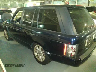 2010 Land Rover Range Rover HSE z VIN SALME1D4XAA310537, wystawiony jako IAAI lot #42427151 z przebiegiem 180 801 mil mil oraz . Historia ofert i sprzedaży dostępna na DreamBid. Obrazek 3.