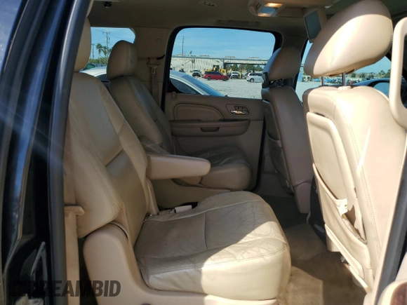 2011 Cadillac Escalade ESV Premium z VIN 1GYS3JEF8BR164804, wystawiony jako Copart lot #42613915 z przebiegiem 181 548 mil mil oraz Czysty tytuł • Clean title. Historia ofert i sprzedaży dostępna na DreamBid. Obrazek 11.