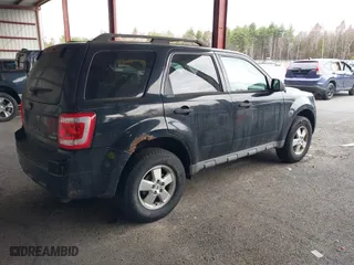 2009 Ford Escape XLT with VIN 1FMCU93G79KC30405, listed as a IAAI auction lot 42043034 with 136,086 mi miles. Bid and sale history available at carsss.com. Image 4.