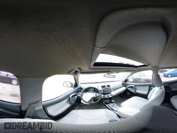 2012 Toyota RAV4 с VIN JTMBF4DVXCD043875, выставлен на аукционе IAAI как лот 42559092 с пробегом 151 114 миль миль и . История ставок и продаж доступна на DreamBid. Изображение 18.