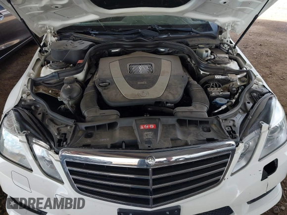 2011 Mercedes-Benz E-Class E 350 Luxury with VIN WDDHF5GB9BA380691, listed as a IAAI auction lot 41862104 with 99,526 mi miles. Bid and sale history available at carsss.com. Image 10.