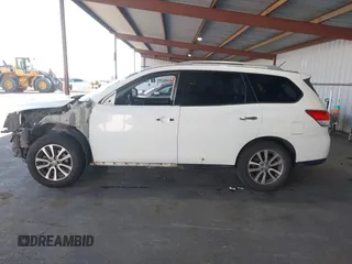 2016 Nissan Pathfinder S with VIN 5N1AR2MMXGC641602, listed as a IAAI auction lot 42174567 with 132,840 mi miles and . Bid and sale history available at DreamBid. Image 15.
