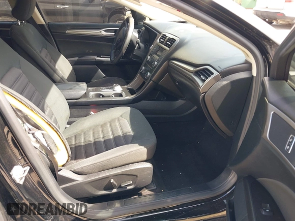 2017 Ford Fusion SE with VIN 3FA6P0H73HR162133, listed as a IAAI auction lot 42242733 with 130,361 mi miles and . Bid and sale history available at DreamBid. Image 5.
