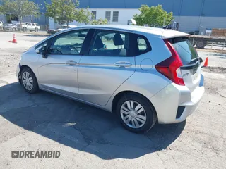 2015 Honda Fit LX z VIN 3HGGK5H51FM750102, wystawiony jako IAAI lot #42278830 z przebiegiem 121 855 mil mil oraz . Historia ofert i sprzedaży dostępna na DreamBid. Obrazek 3.
