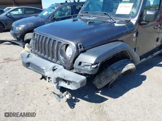 2018 Jeep Wrangler Unlimited Sport S with VIN 1C4HJXDG5JW147316, listed as a IAAI auction lot 41776654 with 92,227 mi miles. Bid and sale history available at carsss.com. Image 6.