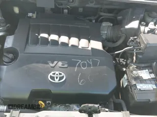 2007 Toyota RAV4 with VIN JTMZK33VX76008575, listed as a IAAI auction lot 43083063 with 309,284 mi miles and . Bid and sale history available at DreamBid. Image 17.