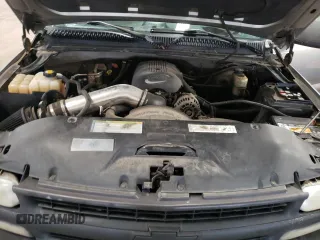 2001 Chevrolet Silverado 1500 LS with VIN 2GCEC19T711211931, listed as a Copart auction lot 54614195 with 135,812 mi miles and Salvage Title. Bid and sale history available at DreamBid. Image 11.