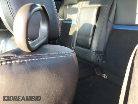 2010 Dodge Challenger SRT-8 with VIN 2B3CJ7DW7AH130521, listed as a Copart auction lot 88990235 with 128,370 mi miles and Salvage title. Bid and sale history available at DreamBid. Image 10.