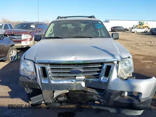 2010 Ford Explorer Sport Trac XLT z VIN 1FMEU3BE6AUF01646, wystawiony jako IAAI lot #41646440 z przebiegiem 58 473 mil mil oraz . Historia ofert i sprzedaży dostępna na DreamBid. Obrazek 13.