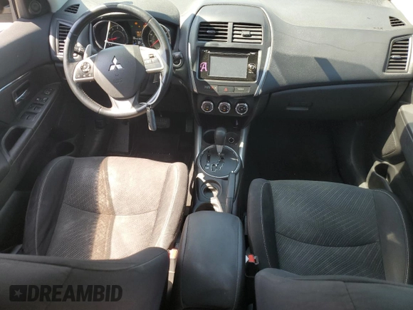 2014 Mitsubishi Outlander SE z VIN 4A4AP4AU0EE008997, wystawiony jako Copart lot #52527595 z przebiegiem 197 914 mil mil oraz Czysty tytuł • Clean title. Historia ofert i sprzedaży dostępna na DreamBid. Obrazek 8.