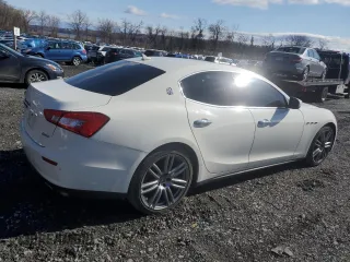 2017 Maserati Ghibli z VIN ZAM57XSA5H1216203, wystawiony jako Copart lot #51991055 z przebiegiem 70 203 mil mil oraz Szkody całkowita. Historia ofert i sprzedaży dostępna na DreamBid. Obrazek 3.