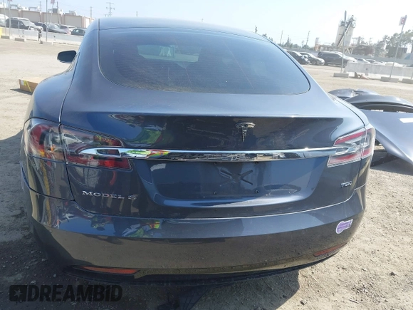 2019 Tesla Model S 75D with VIN 5YJSA1E25KF304371, listed as a IAAI auction lot 42349856 with 64,788 mi miles and . Bid and sale history available at DreamBid. Image 17.