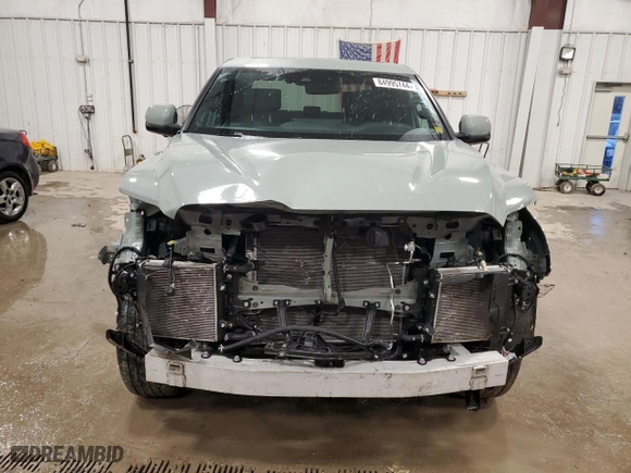 2024 Toyota Tundra 4WD Platinum with VIN 5TFNA5DB5RX139136, listed as a Copart auction lot 84995744 with 15,023 mi miles and Salvage Title. Bid and sale history available at carsss.com. Image 5.