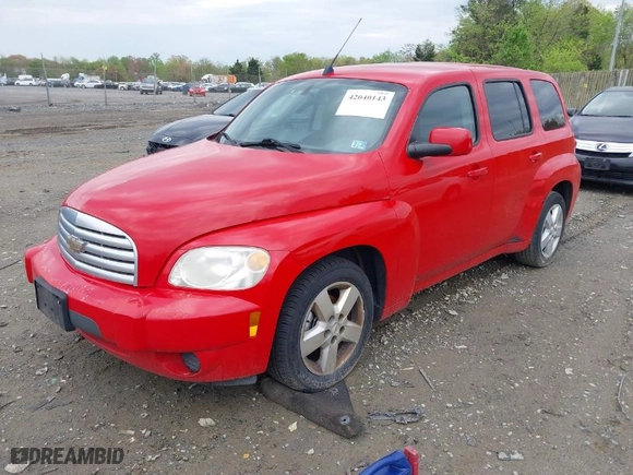 2011 Chevrolet HHR LT w/1LT with VIN 3GNBABFW2BS554284, listed as a IAAI auction lot 42040143 with 136,623 mi miles. Bid and sale history available at carsss.com. Image 2.