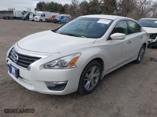 2013 Nissan Altima 2.5 SL with VIN 1N4AL3AP8DC140624, listed as a IAAI auction lot 41718089 with 127,089 mi miles. Bid and sale history available at carsss.com. Image 2.