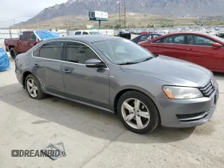 2014 Volkswagen Passat Wolfsburg Edition with VIN 1VWAS7A34EC040357, listed as a Copart auction lot 53364095 with 122,991 mi miles and Salvage title. Bid and sale history available at DreamBid. Image 4.