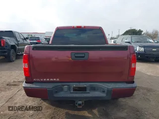 2008 Chevrolet Silverado 1500 LTZ with VIN 2GCEK13M781176306, listed as a IAAI auction lot 41582794 with 231,386 mi miles. Bid and sale history available at carsss.com. Image 15.
