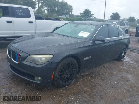 2011 BMW 7 Series 750i xDrive с VIN WBAKC6C54BC394675, выставлен на аукционе IAAI как лот 42394276 с пробегом 207 246 миль миль и . История ставок и продаж доступна на DreamBid. Изображение 2.