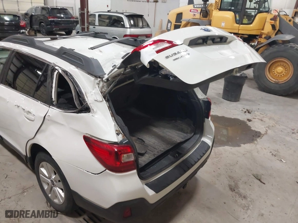 2018 Subaru Outback Premium with VIN 4S4BSACC4J3202317, listed as a IAAI auction lot 41140550 with 97,059 mi miles. Bid and sale history available at carsss.com. Image 18.