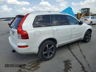 2014 Volvo XC90 R-Design with VIN YV4952CF3E1684657, listed as a Copart auction lot 59174444 with 117,703 mi miles and Clean Title. Bid and sale history available at DreamBid. Image 3.