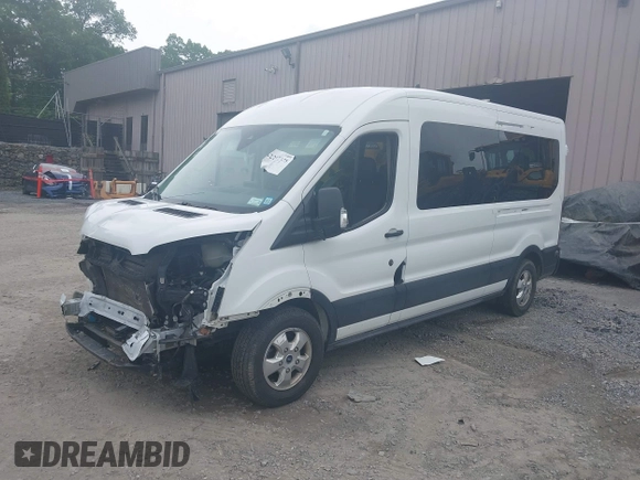 2020 Ford Transit Passenger XL z VIN 1FBAX2CG9LKA95093, wystawiony jako IAAI lot #42292375 z przebiegiem 53 912 mil mil oraz . Historia ofert i sprzedaży dostępna na DreamBid. Obrazek 22.
