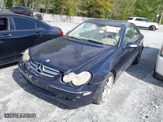 2006 Mercedes-Benz CLK-Class 3.5L with VIN WDBTJ56J56F199770, listed as a IAAI auction lot 42009746 with 110,410 mi miles. Bid and sale history available at carsss.com. Image 2.