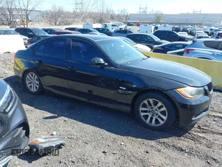 2007 BMW 3 Series 328xi with VIN WBAVC93547KX56693, listed as a IAAI auction lot 41852323 with 250,156 mi miles. Bid and sale history available at carsss.com. Image 1.