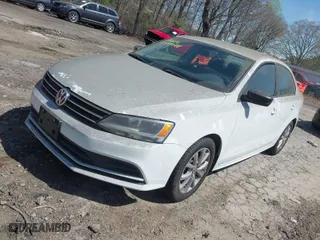2015 Volkswagen Jetta Sedan 1.8T Sport with VIN 3VWD17AJ9FM321682, listed as a IAAI auction lot 41889188 with 135,238 mi miles. Bid and sale history available at carsss.com. Image 2.