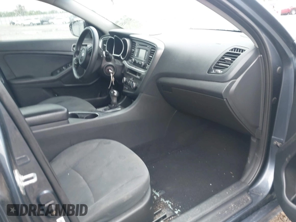 2015 Kia Optima LX z VIN KNAGM4A78F5588728, wystawiony jako IAAI lot #42116653 z przebiegiem 203 145 mil mil oraz . Historia ofert i sprzedaży dostępna na DreamBid. Obrazek 5.