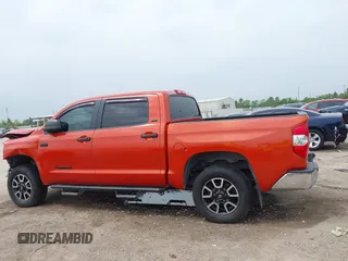 2016 Toyota Tundra 4WD Truck SR5 with VIN 5TFDW5F19GX550795, listed as a IAAI auction lot 41894023 with 174,637 mi miles. Bid and sale history available at carsss.com. Image 14.