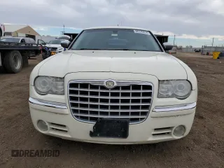2008 Chrysler 300 C with VIN 2C3KK63H98H237217, listed as a Copart auction lot 86770414 with 184,520 mi miles and Clean Title. Bid and sale history available at carsss.com. Image 5.