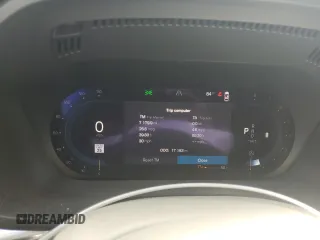 2023 Volvo XC60 Plus Bright Theme с VIN YV4L12DN0P1302014, выставлен на аукционе Copart как лот 77476774 с пробегом 17 183 миль миль и Списание • Salvage title. История ставок и продаж доступна на DreamBid. Изображение 9.