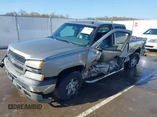 2003 Chevrolet Silverado 1500 LT with VIN 2GCEK19T431351084, listed as a IAAI auction lot 41995382 with 235,033 mi miles and . Bid and sale history available at DreamBid. Image 19.