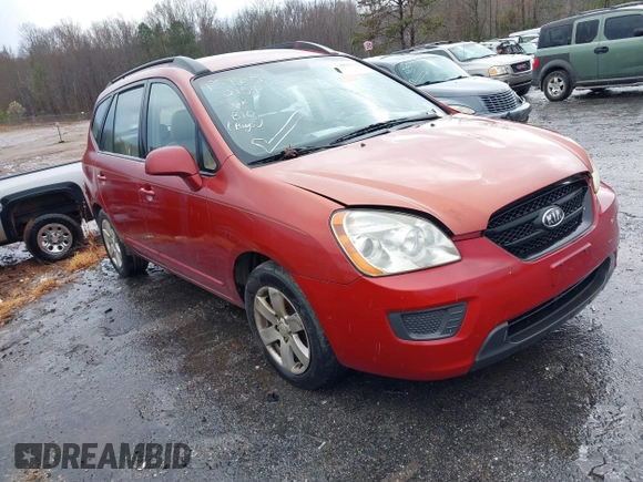 2007 Kia Rondo LX Base with VIN KNAFG525077087912, listed as a IAAI auction lot 41032154 with 109,141 mi miles. Bid and sale history available at carsss.com. Image 1.