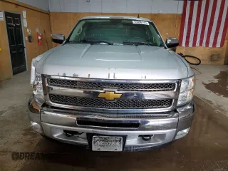2012 Chevrolet Silverado 1500 LT with VIN 3GCPKSE71CG204560, listed as a Copart auction lot 55096145 with 215,636 mi miles and Clean Title. Bid and sale history available at DreamBid. Image 5.