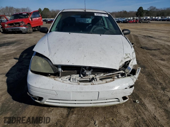 2005 Ford Focus S with VIN 3FAFP31N75R152601, listed as a Copart auction lot 45936115 with Not Provided miles and Clean Title. Bid and sale history available at carsss.com. Image 5.