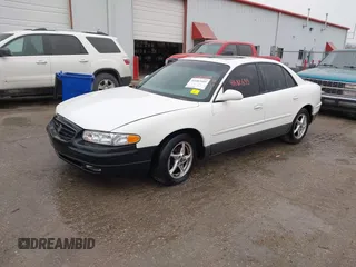 2004 Buick Regal GS with VIN 2G4WF521841200464, listed as a IAAI auction lot 41682655 with 186,695 mi miles. Bid and sale history available at carsss.com. Image 2.