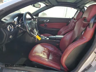 2015 Mercedes-Benz SLK 250 z VIN WDDPK4HA5FF099715, wystawiony jako Copart lot #46414085 z przebiegiem 63 532 mil mil oraz Czysty tytuł • Clean title. Historia ofert i sprzedaży dostępna na DreamBid. Obrazek 7.