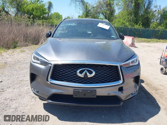 2020 Infiniti QX50 Luxe z VIN 3PCAJ5M39LF113955, wystawiony jako IAAI lot #42103238 z przebiegiem 94 886 mil mil oraz . Historia ofert i sprzedaży dostępna na DreamBid. Obrazek 12.