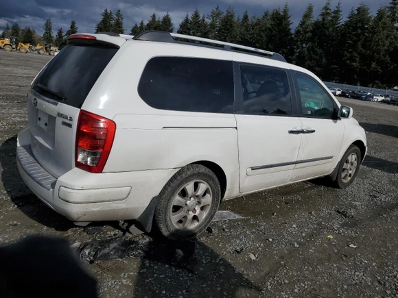 2007 Hyundai Entourage GLS with VIN KNDMC233576034307, listed as a Copart auction lot 45955815 with 95,854 mi miles and Salvage Title. Bid and sale history available at carsss.com. Image 3.