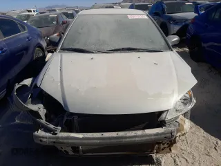 2005 Honda Civic VP z VIN 1HGEM22165L080326, wystawiony jako Copart lot #86413224 z przebiegiem 152 425 mil mil oraz Nie do naprawy • Non repairable. Historia ofert i sprzedaży dostępna na DreamBid. Obrazek 5.