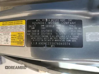 2007 Hyundai Entourage GLS z VIN KNDMC233X76043374, wystawiony jako Copart lot #47370275 z przebiegiem 147 820 mil mil oraz Szkody całkowita. Historia ofert i sprzedaży dostępna na DreamBid. Obrazek 16.