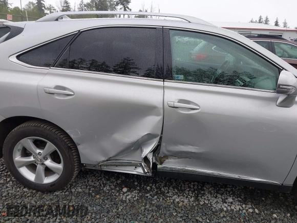 2010 Lexus RX 350 z VIN 2T2BK1BA9AC028039, wystawiony jako IAAI lot #42293524 z przebiegiem 115 588 mil mil oraz . Historia ofert i sprzedaży dostępna na DreamBid. Obrazek 6.