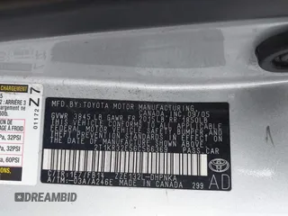 2006 Toyota Matrix STD with VIN 2T1KR32E56C566369, listed as a IAAI auction lot 42162772 with 299,999 mi miles and . Bid and sale history available at carsss.com. Image 9.