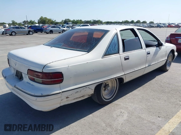 1992 Chevrolet Caprice with VIN 1G1BL53E2NR124884, listed as a IAAI auction lot 42020457 with 346,673 mi miles and . Bid and sale history available at DreamBid. Image 4.