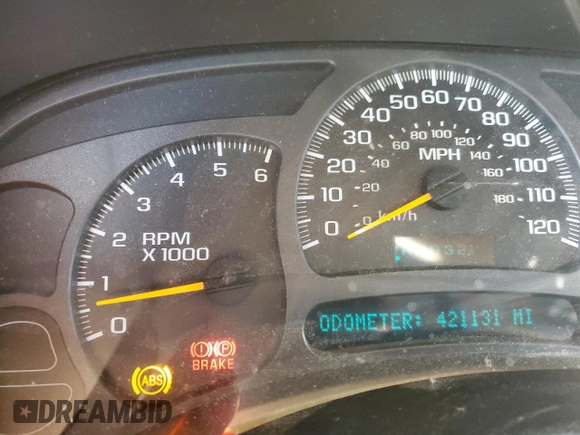 2004 Chevrolet Tahoe LT z VIN 1GNEK13Z34J239422, wystawiony jako Copart lot #54661015 z przebiegiem 421 131 mil mil oraz Szkoda całkowita • Salvage title. Historia ofert i sprzedaży dostępna na DreamBid. Obrazek 9.